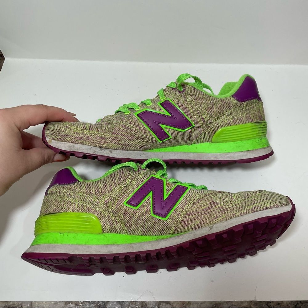 New Balance Green Athletic Training Shoes - Picture 3 of 7